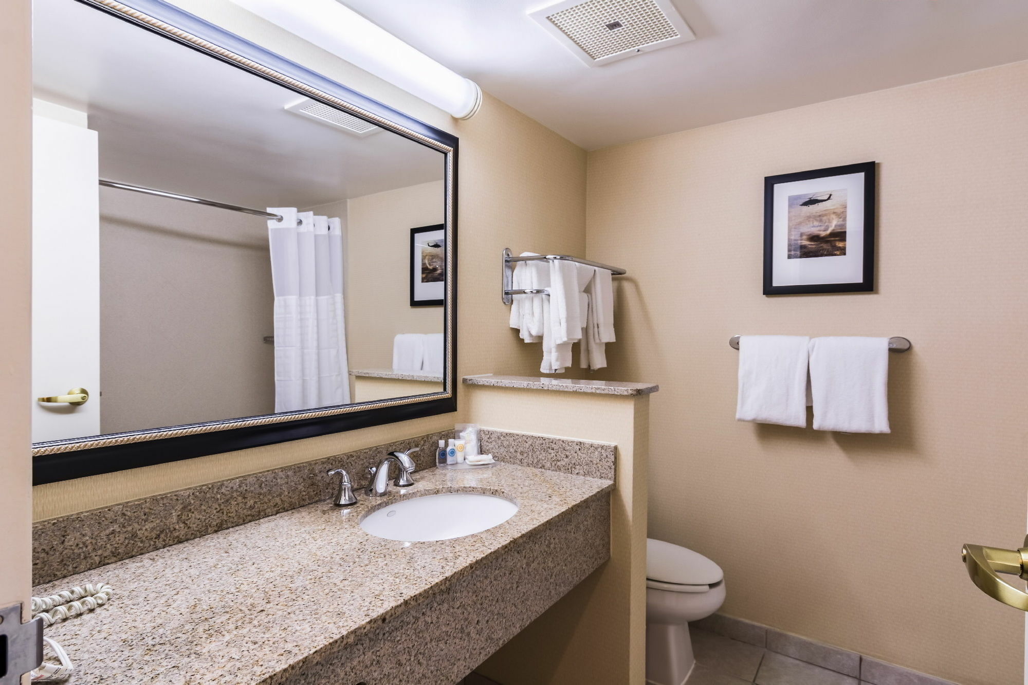 Comfort Inn At Joint Base Andrews Clinton Ngoại thất bức ảnh